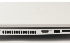 Dell Inspiron 5758 (17 5000) side4