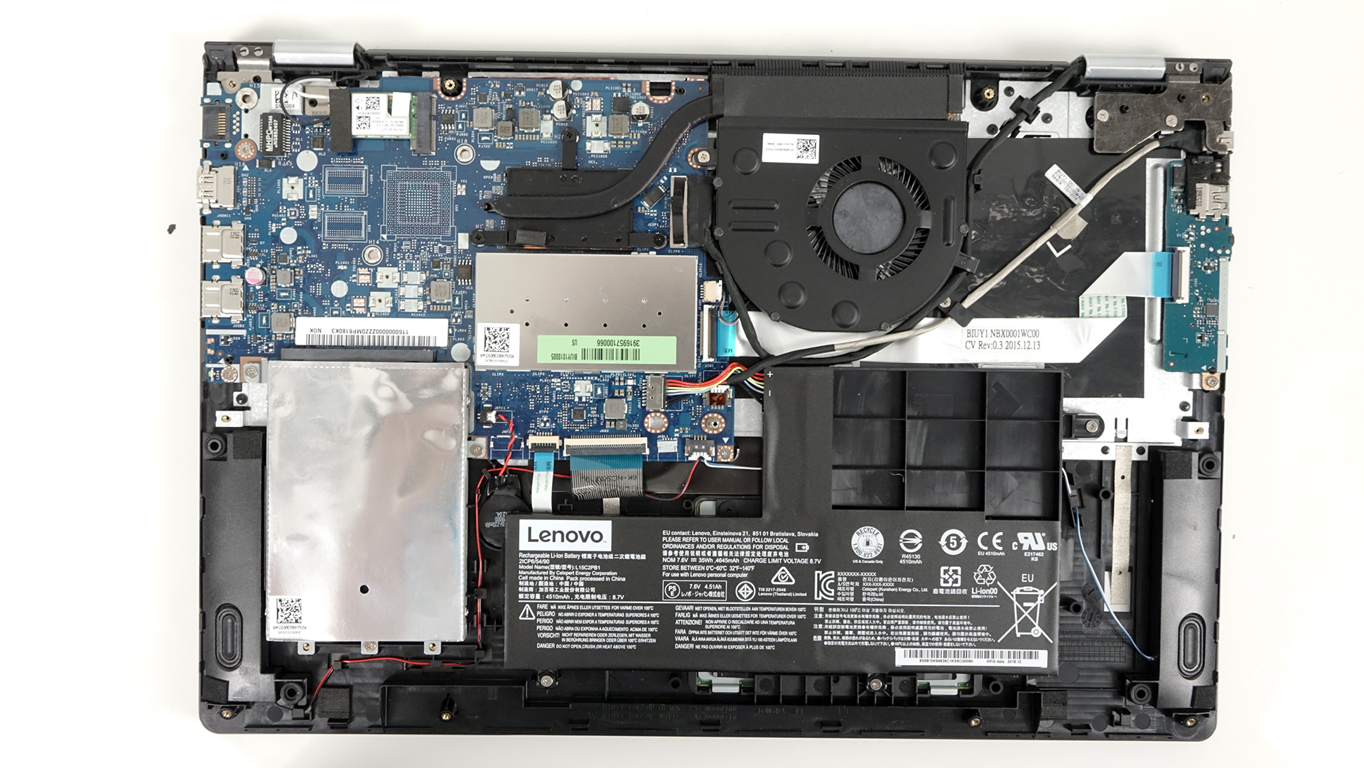 hjemmelevering barm pålidelighed Inside Lenovo Yoga 510 - disassembly, internal photos and upgrade options |  LaptopMedia.com