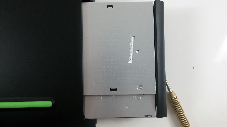 Inside Hp Pavilion 15 Gaming Notebook Disassembly Internal Photos And Upgrade Options 