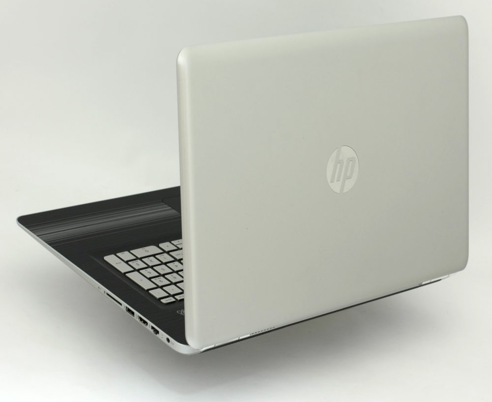 Quick look at HP's new powerful and affordable Pavilion 17 ...