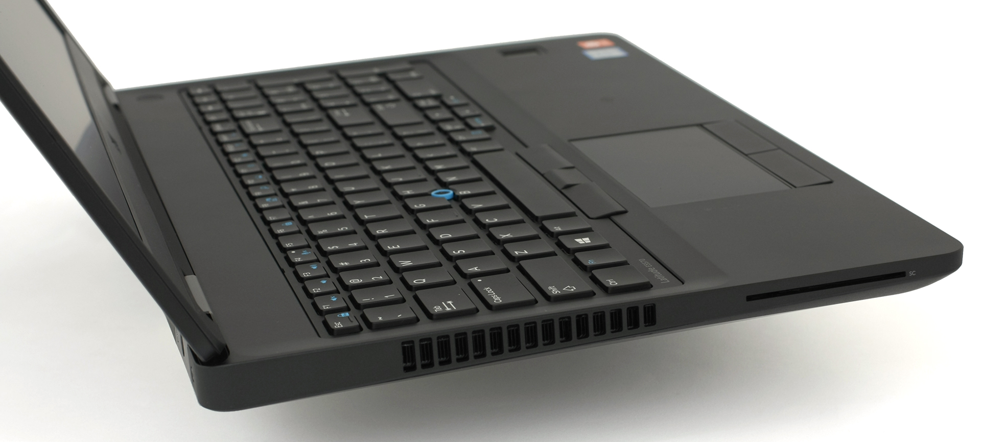 LaptopMedia » Dell Latitude E5570 Review – Durable Workforce On The Go