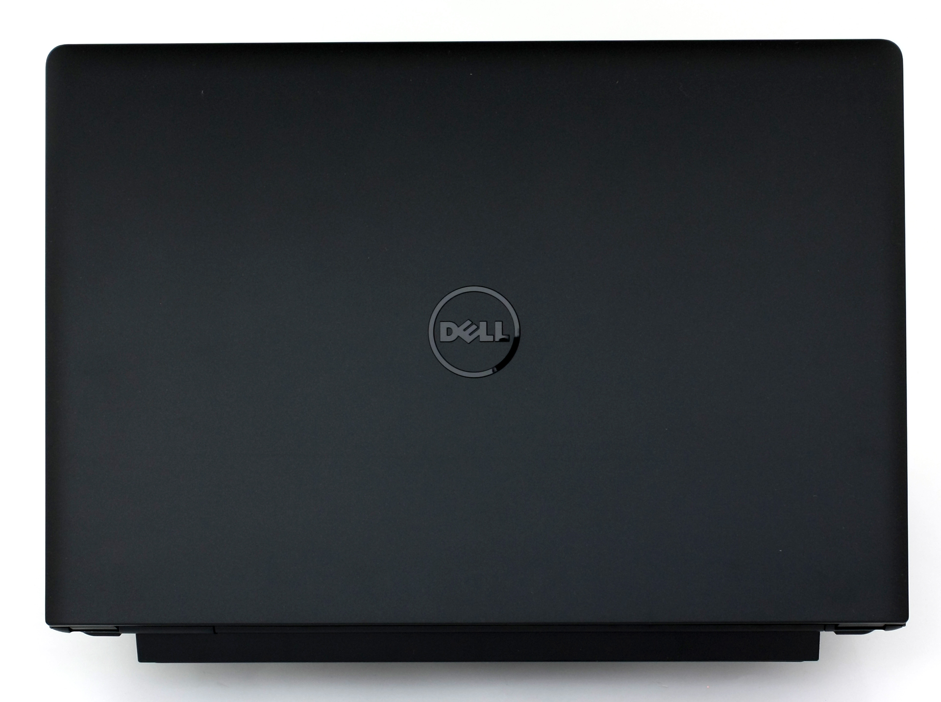 Dell Latitude 3570 - i3-6100U · Intel HD Graphics 520 · 15.6”, HD