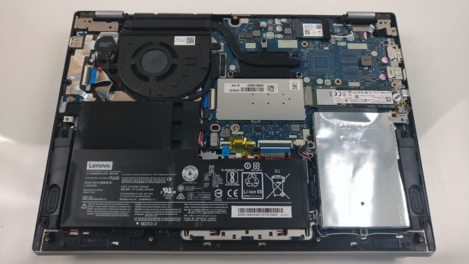 Inside Lenovo Yoga 520 (Flex 5) - disassembly, internal photos and ...