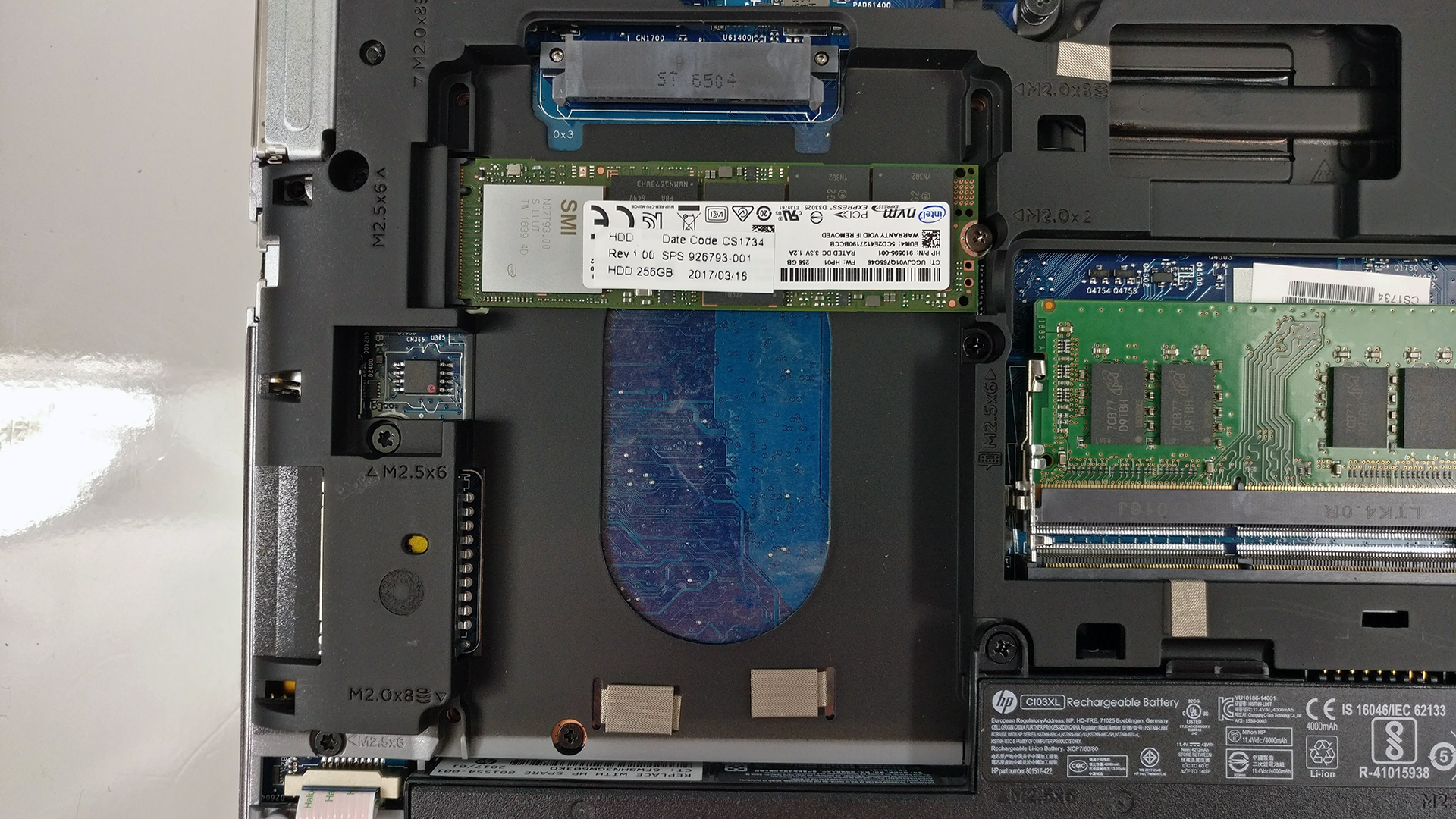 Hp Probook 640 G3 Core i3 6éme Génération 4Go DDR4 256 Go SSD