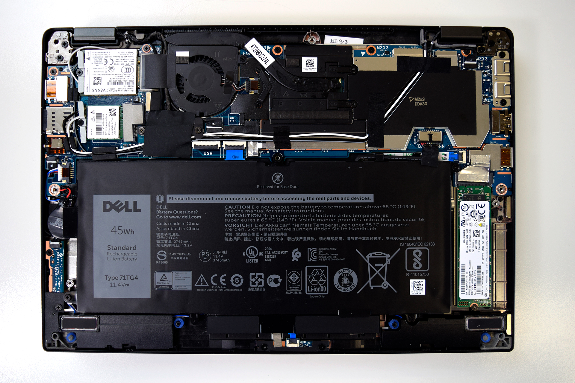 Dell Latitude 7390 2-in-1 review - tiny performance beast with a brilliant  touchscreen display 