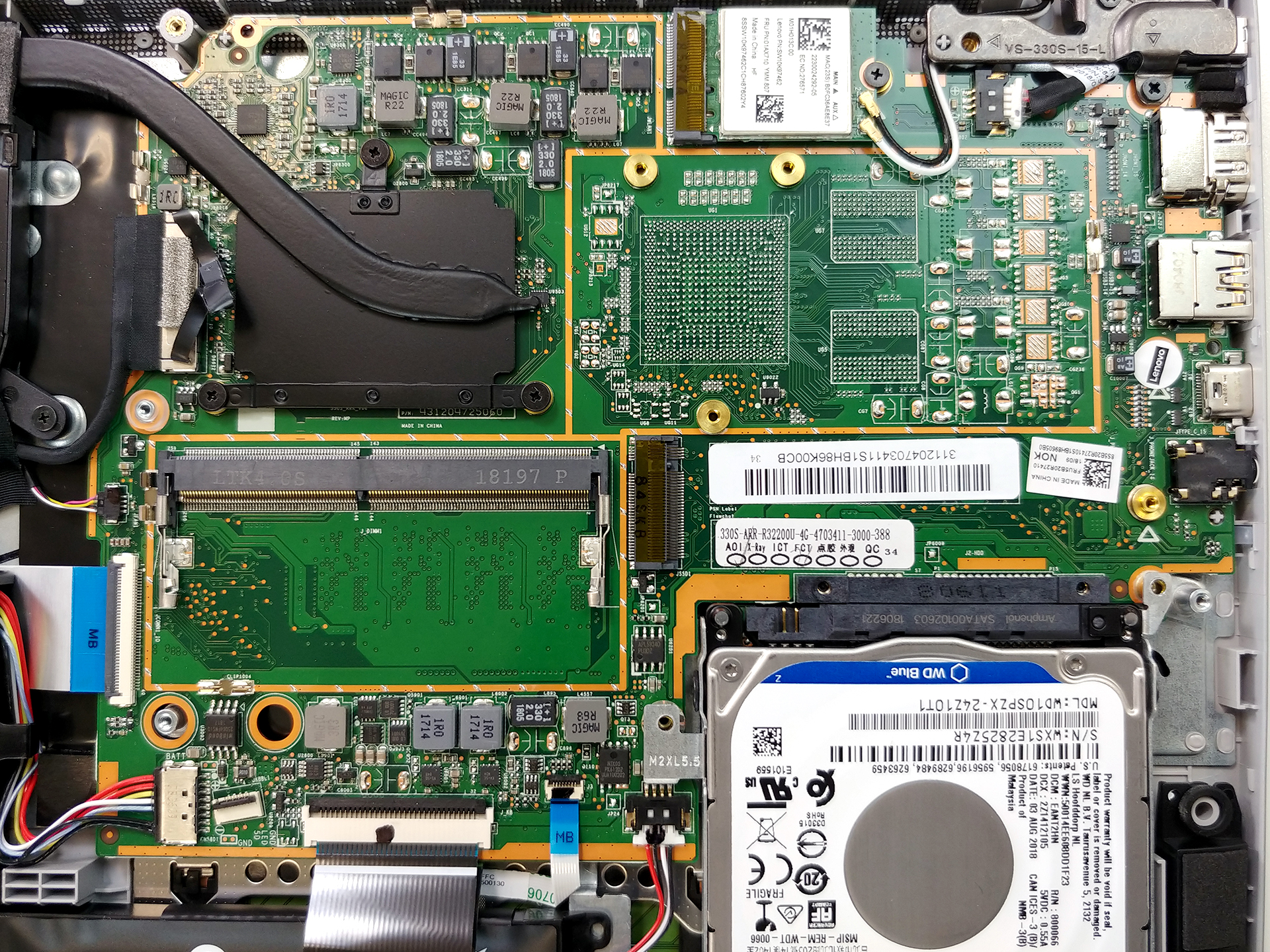 Lenovo IdeaPad 330S 15 - i3-8130U · UHD Graphics 620 · 15.6”, HD