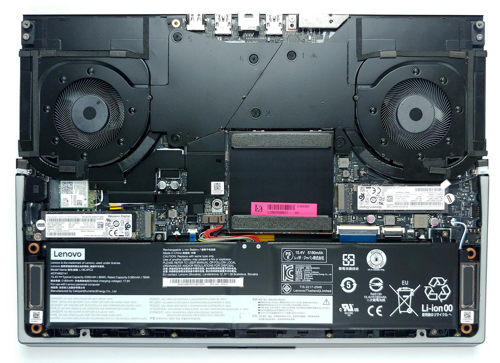 Inside Lenovo Legion 7 (15) - disassembly and upgrade options