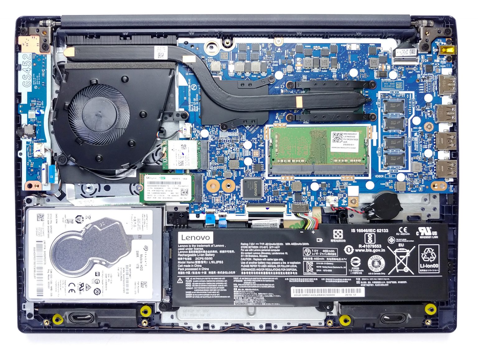 Inside Lenovo Ideapad 3 (14) - disassembly and upgrade options ...