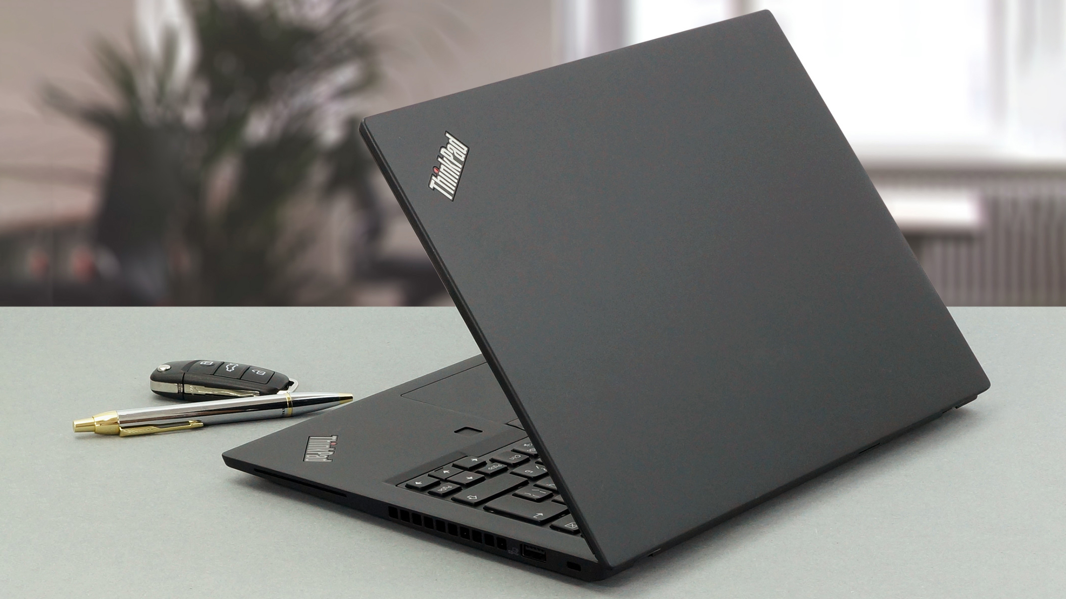Lenovo ThinkPad X13 review - premium materials but a very familiar 