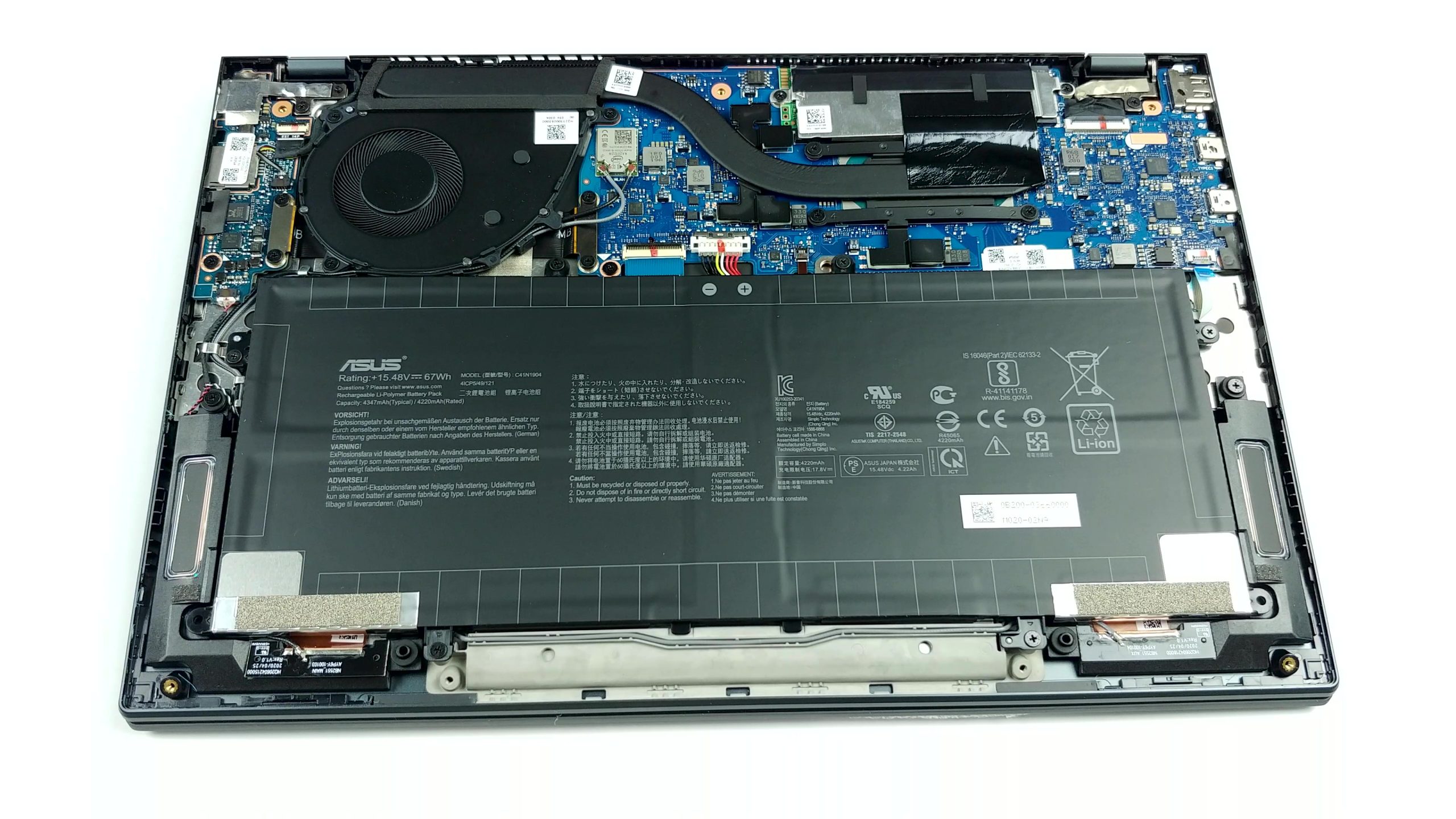 Inside ASUS ZenBook 13 UX325 - disassembly and upgrade options ...