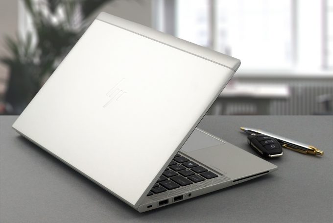 HP EliteBook 830 G7 review - forgot your charger? No problem ...