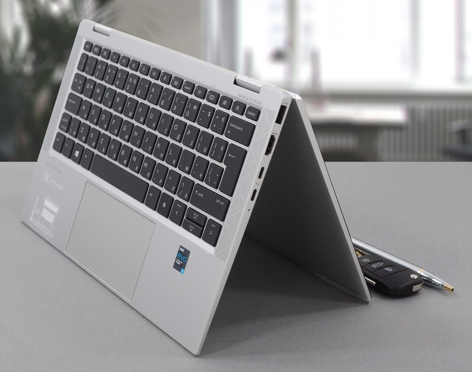 HP EliteBook x360 1030 G8 review - smaller doesn't mean better ...