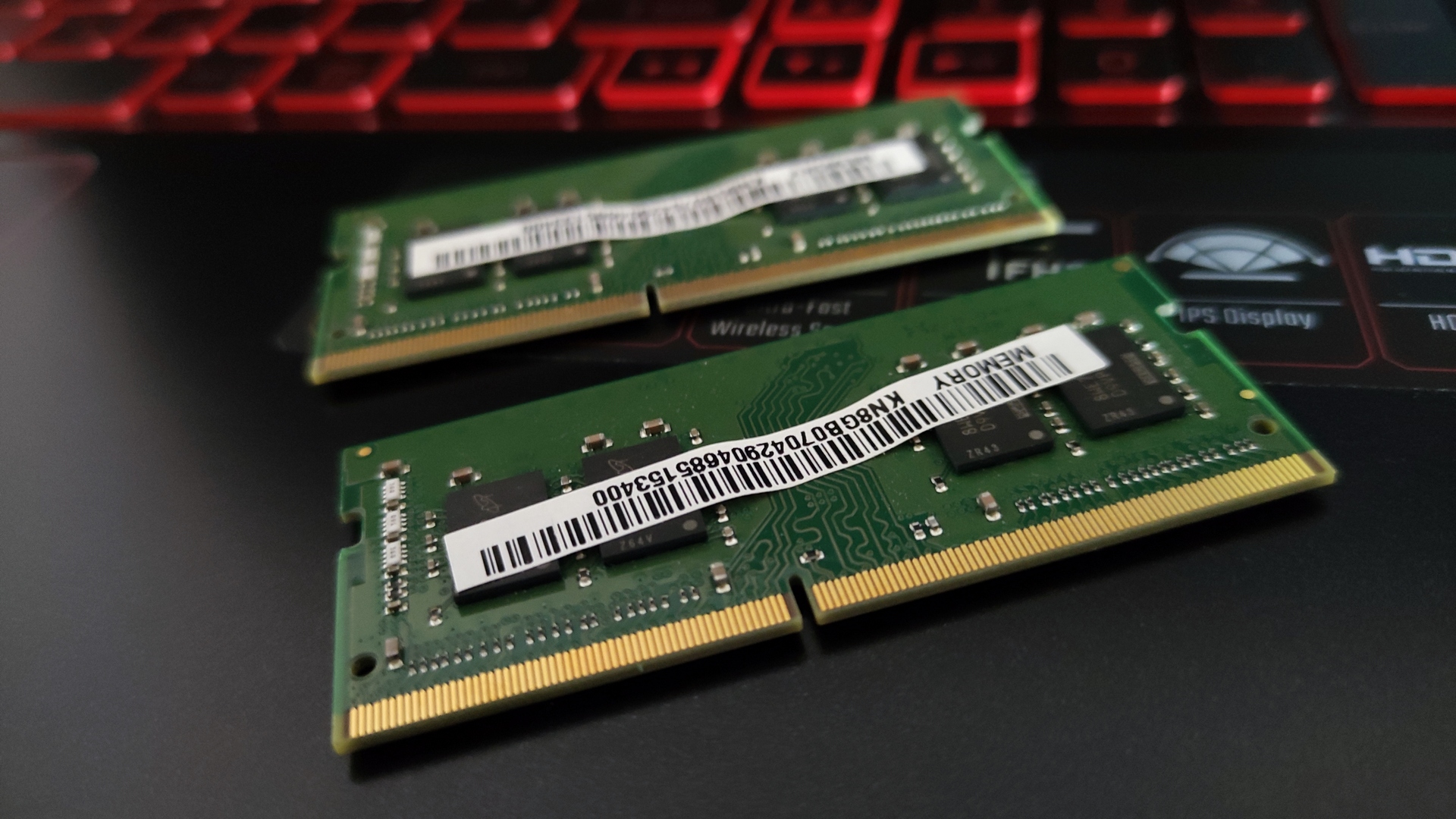Gaming Dual-Channel vs Single Channel RAM – is the difference? | LaptopMedia.com