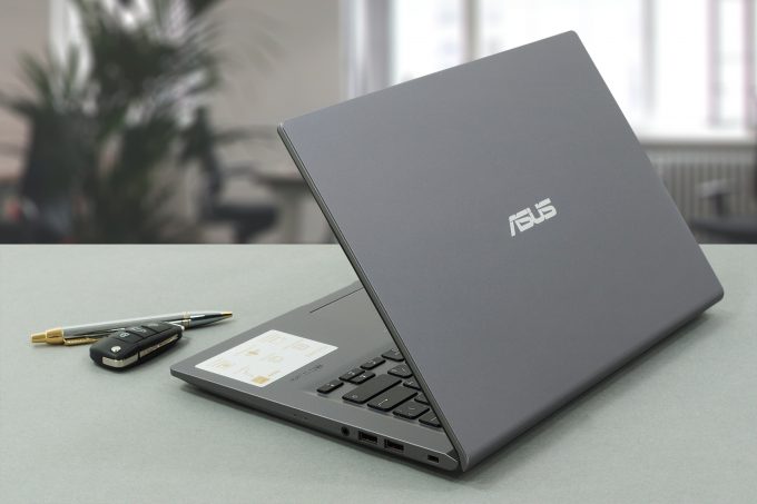Asus VivoBook 14 X412FJ-EB023T -  External Reviews