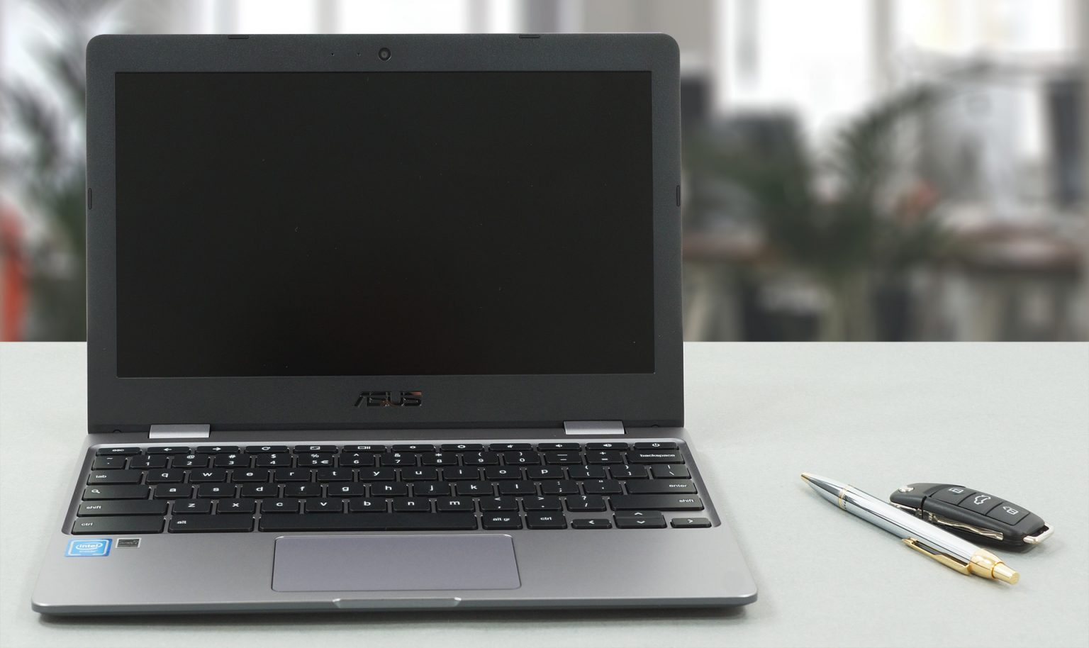 ASUS Chromebook C223 review - uninspiring device with old hardware ...