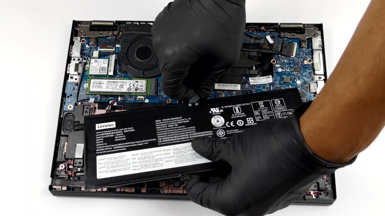 レノボ ThinkPad L13 Yoga Gen 2の内部 - 分解とアップグレードの