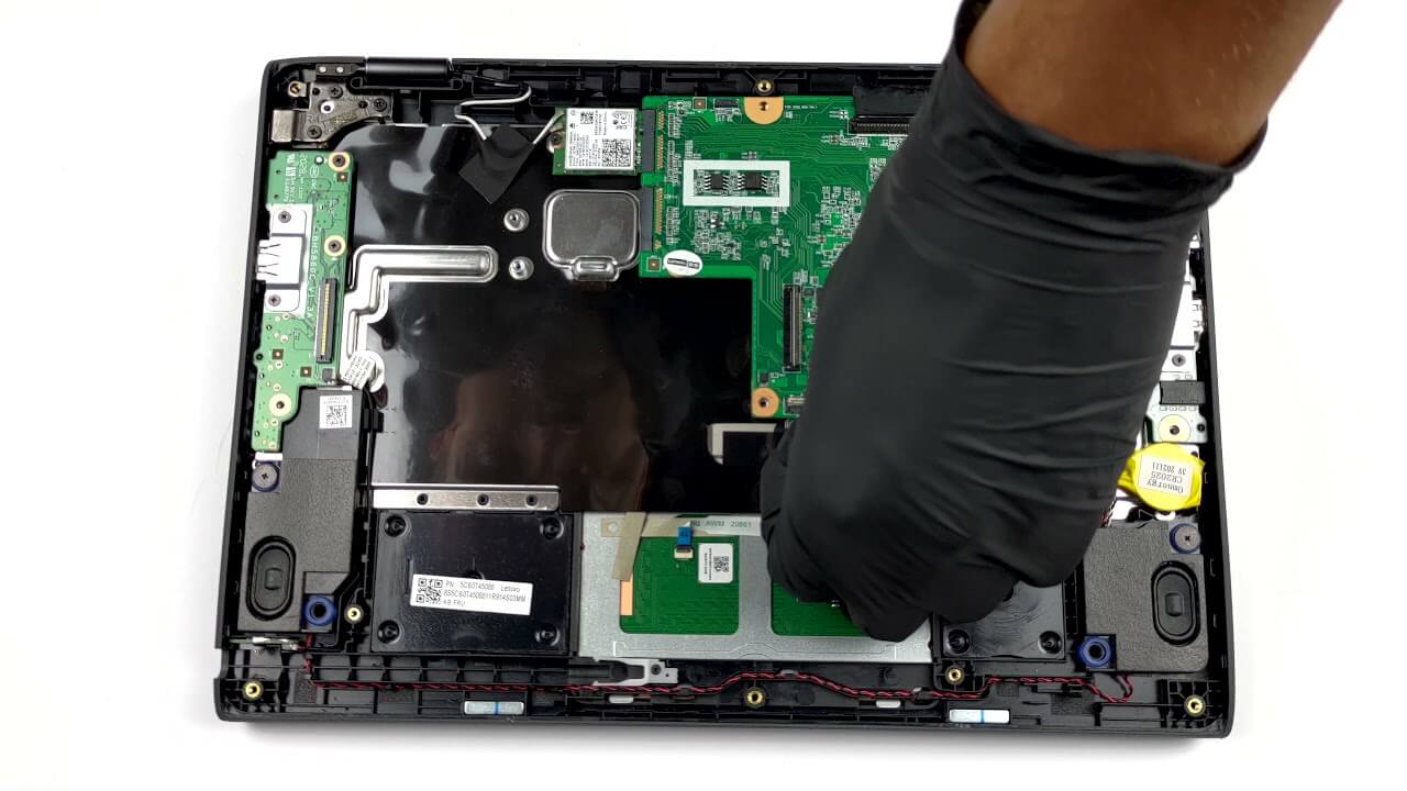 Inside Lenovo 300e (2nd Gen) - disassembly and upgrade options ...