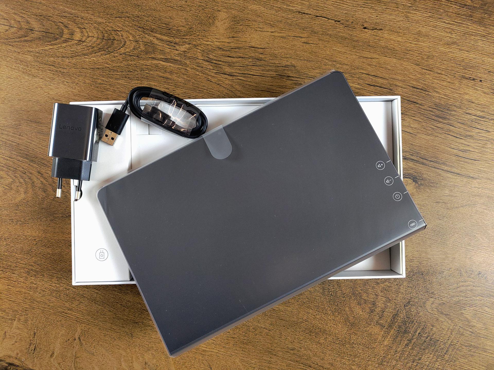 Lenovo Yoga Tab 11 review - an affordable tablet with a niche stand