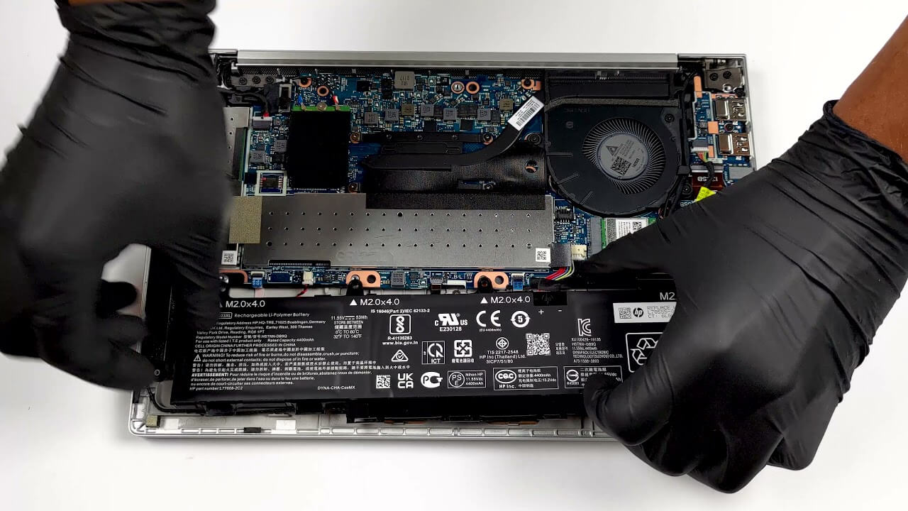 Inside HP ProBook 635 Aero G8 - disassembly and upgrade