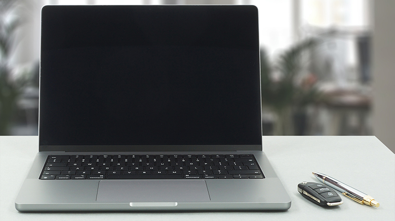 苹果MacBook Pro 14评测--期待已久的顶级设备| LaptopMedia 中国
