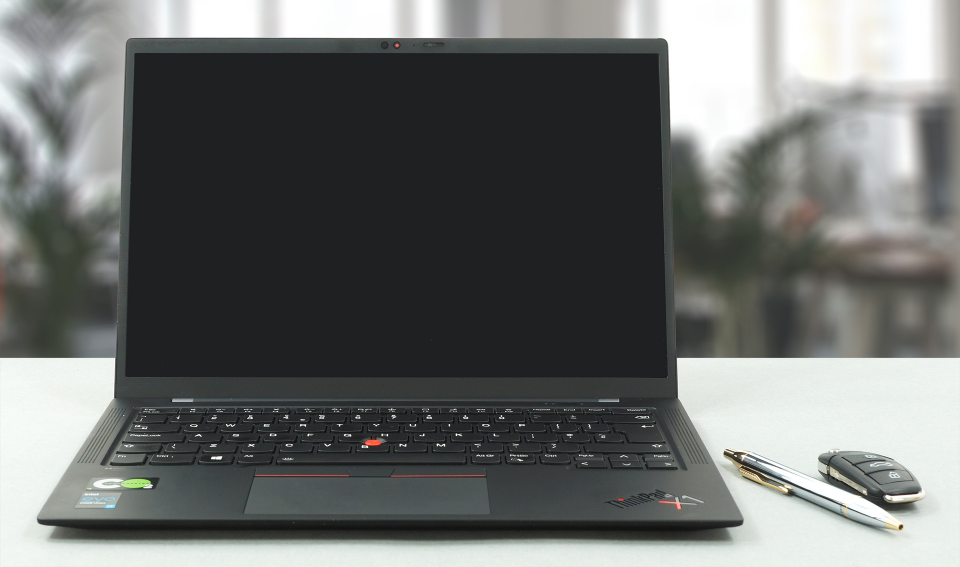 联想ThinkPad X1 Carbon第九代回顾--四通道内存和超紧凑机身