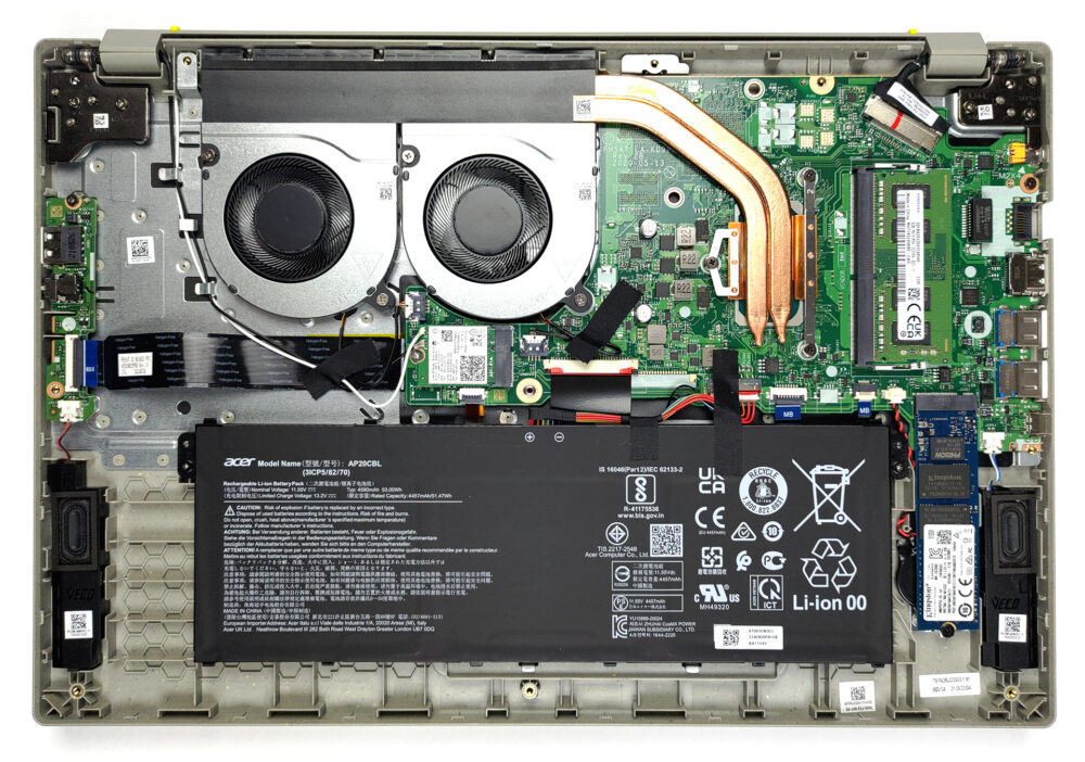 Inside Acer Aspire Vero (AV15-51) - disassembly and upgrade 