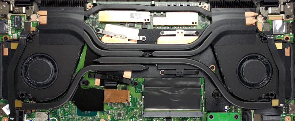 Inside ASUS ProArt Studiobook 16 OLED (W7600) - disassembly and