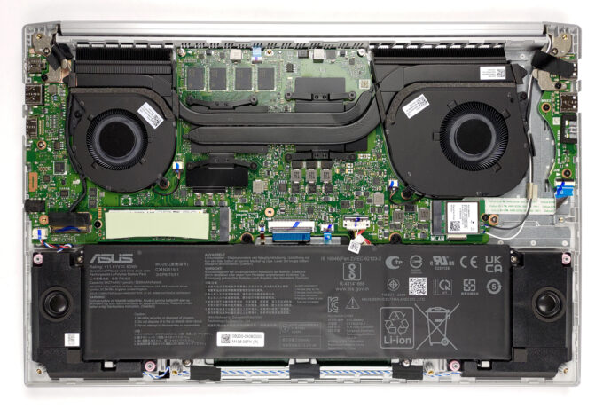 Inside ASUS Vivobook Pro 15 OLED (K3500) - disassembly and upgrade ...