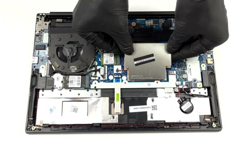 Inside Lenovo ThinkPad E14 Gen 3 - disassembly and upgrade options