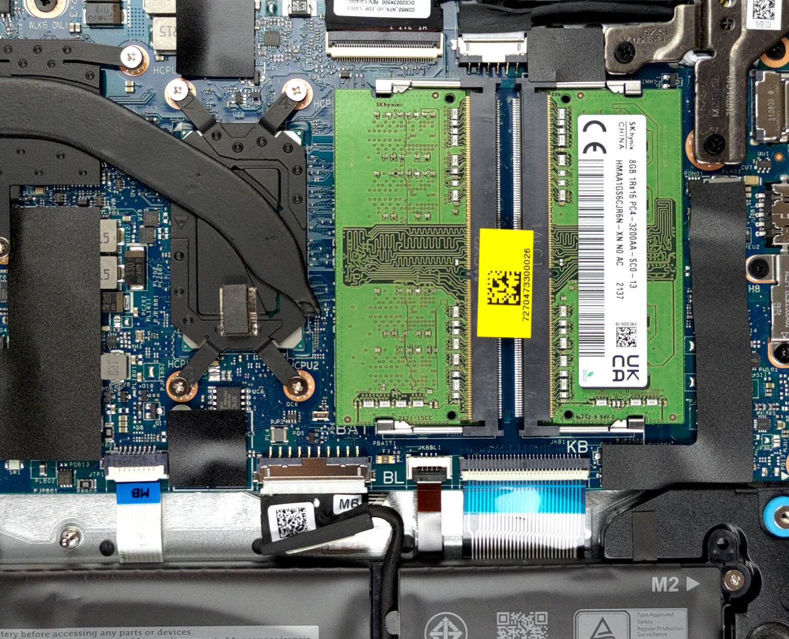 Inside Dell Vostro 15 3510 - disassembly and upgrade options ...