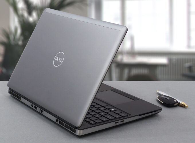 Dell Precision 15 7560 review - meant for work | LaptopMedia.com