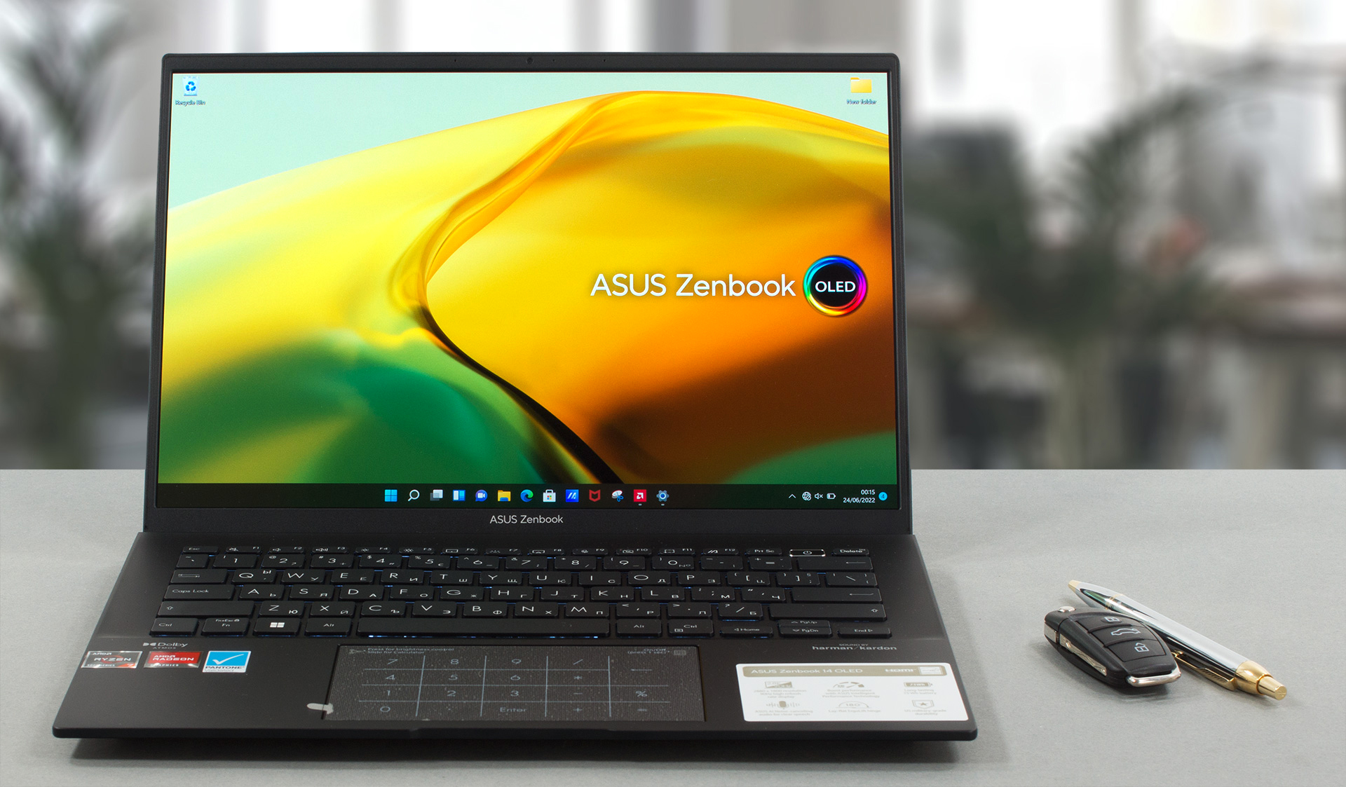  ASUS ZenBook Laptop 14” 2.8K OLED Display, AMD Ryzen 7 5825U  CPU, Radeon Graphics, 8GB RAM, 512GB PCIe SSD, Windows 11 Home, Jade Black,  UM3402YA-DS71 : Electronics