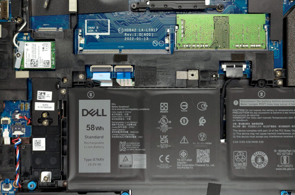 Inside Dell Latitude Disassembly And Upgrade Options Laptopmedia Com