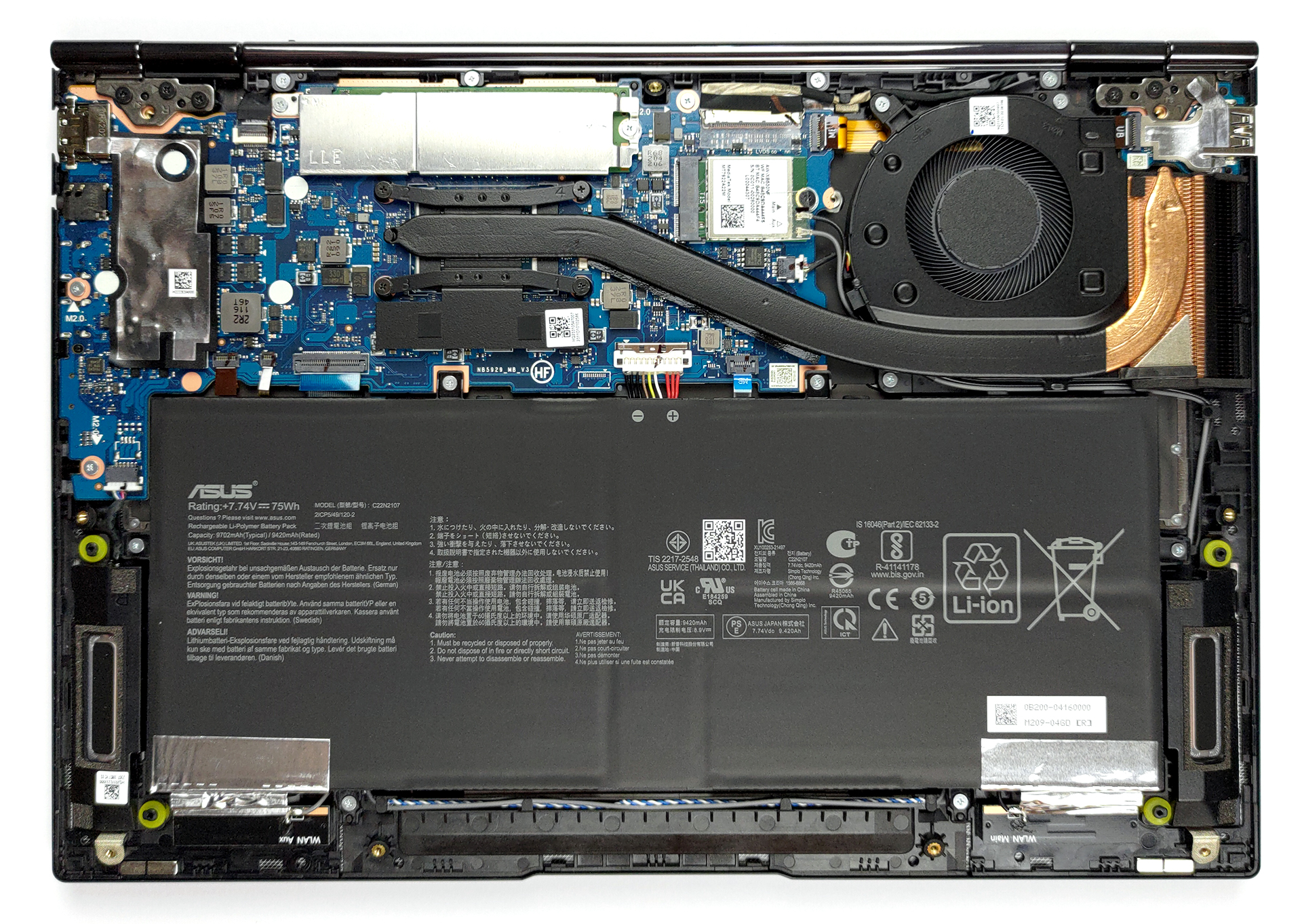 Inside ASUS Zenbook 14 OLED (UM3402) - disassembly and upgrade options |