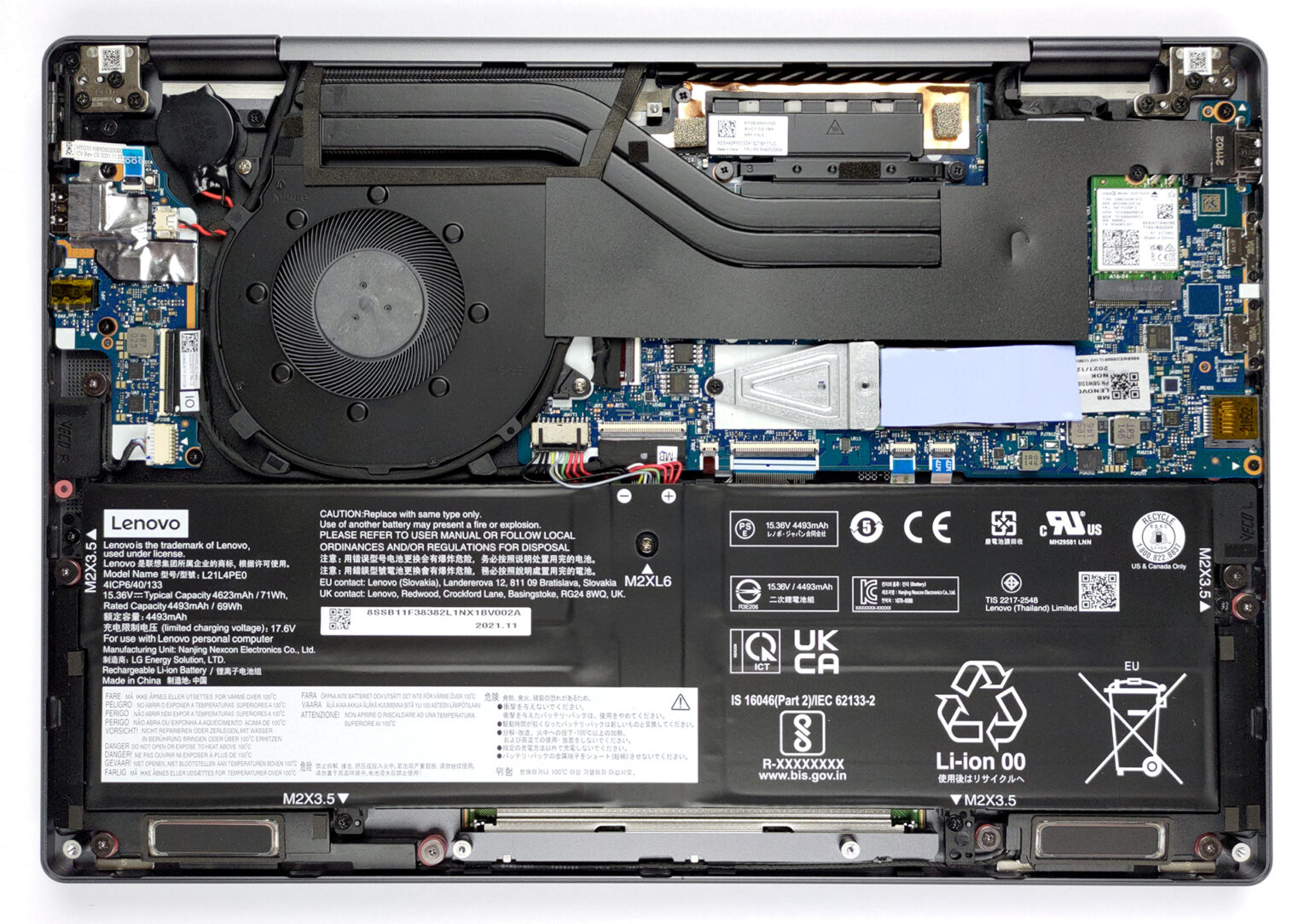 Inside Lenovo Yoga 7i (14