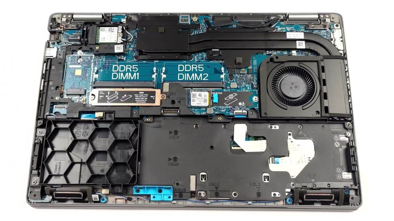 Dell Precision 3571 Core i712800H · RTX A1000 · 15.6”, Full HD (1920