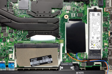 Inside Lenovo ThinkPad T16 Gen 1 - disassembly and upgrade options ...