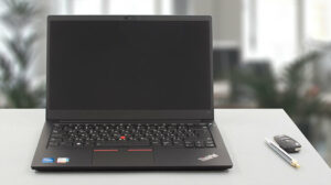 Lenovo ThinkPad E14 Gen 4 - i7-1255U · Xe Graphics G7 · 14.0