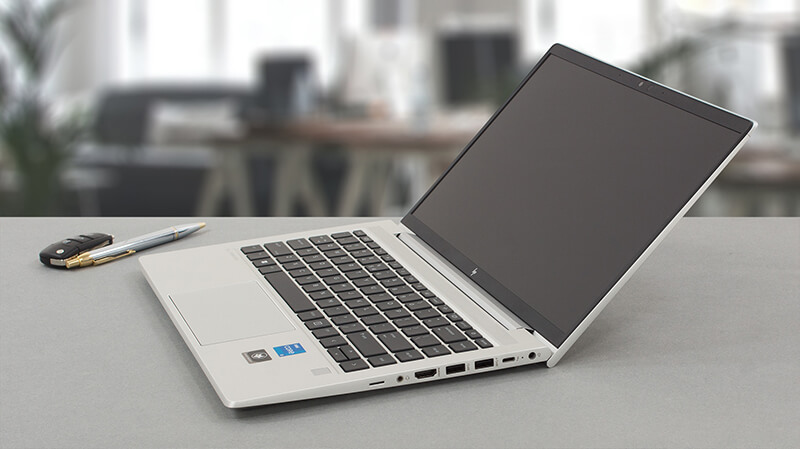 2つ教えていただきたいですHP EliteBook 640G9 第12世代　LTE