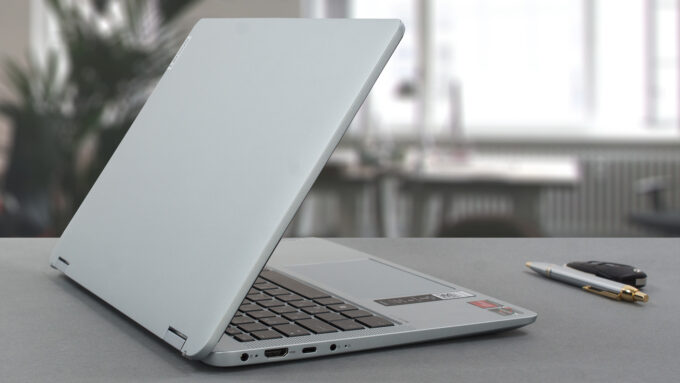 Lenovo IdeaPad Flex 5 practical affordable and (14\