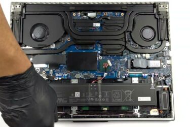 How to open ASUS ROG Strix SCAR 18 (G834, 2023) – disassembly and upgrade options
