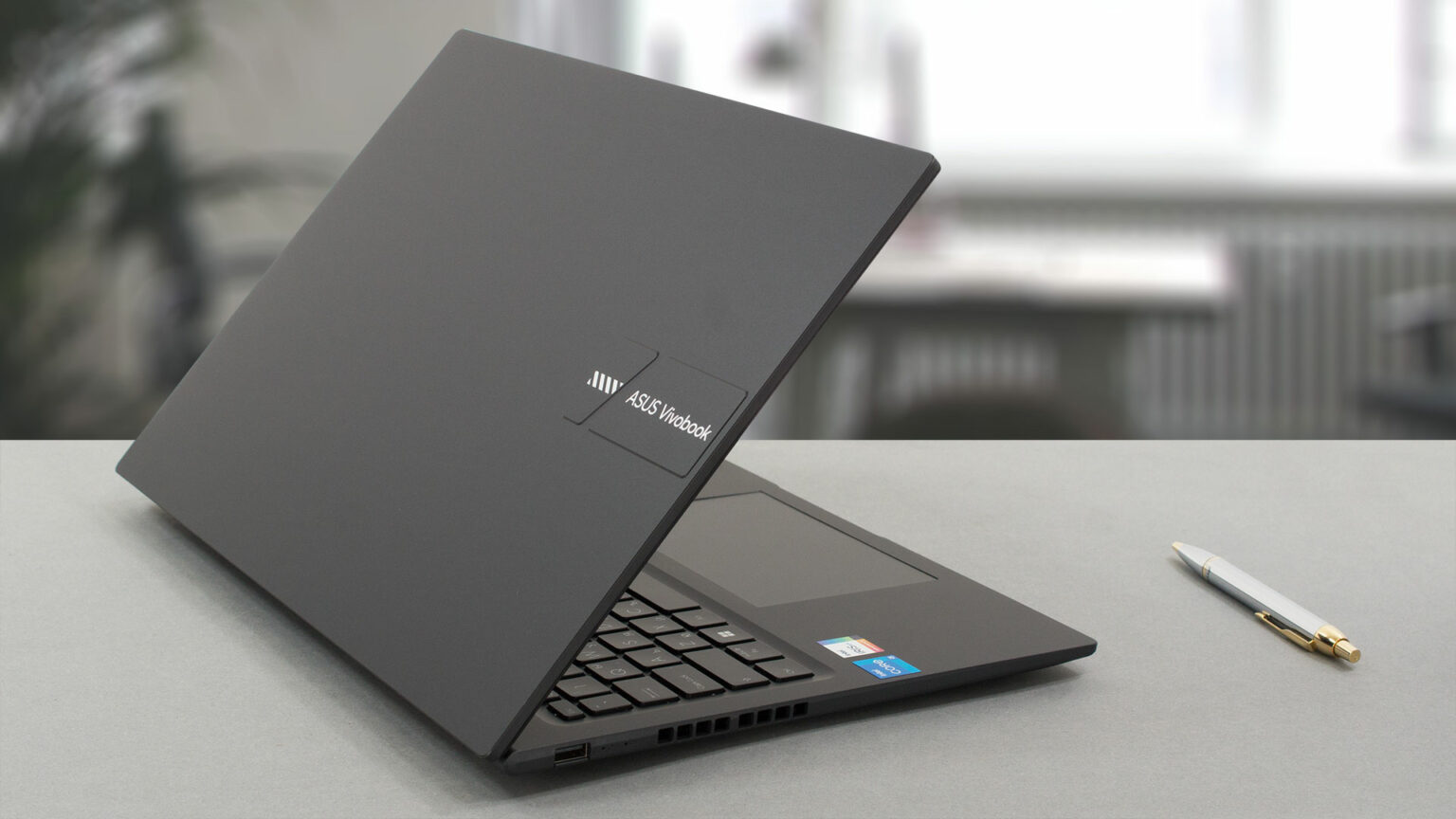 ASUS Vivobook 16 (X1605) review - affordability comes at 16 inches ...