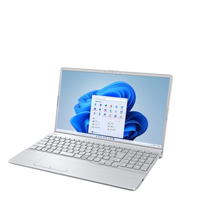 Fujitsu FMV LifeBook WA3/G2 - i7-1260P · Xe Graphics G7 · 15.6