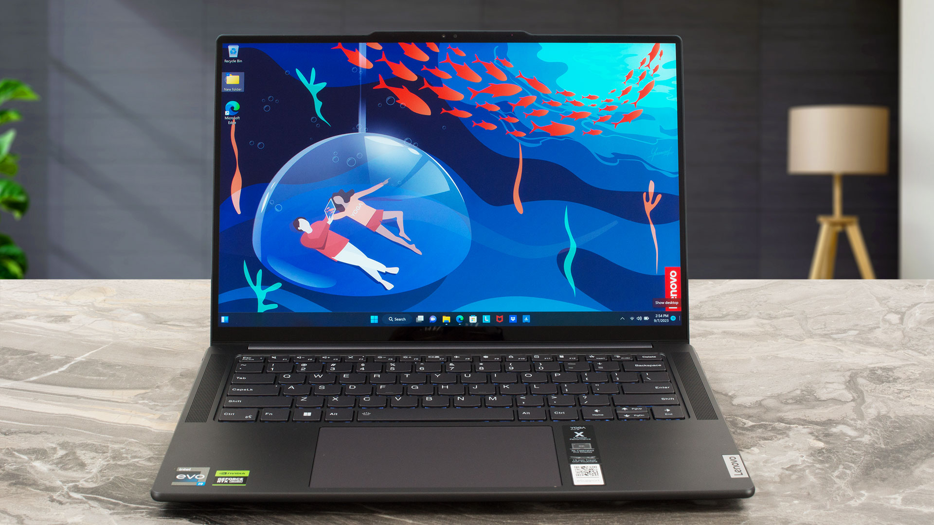 Lenovo Yoga Pro 9i (14, Gen 8) review - top-tier machine with