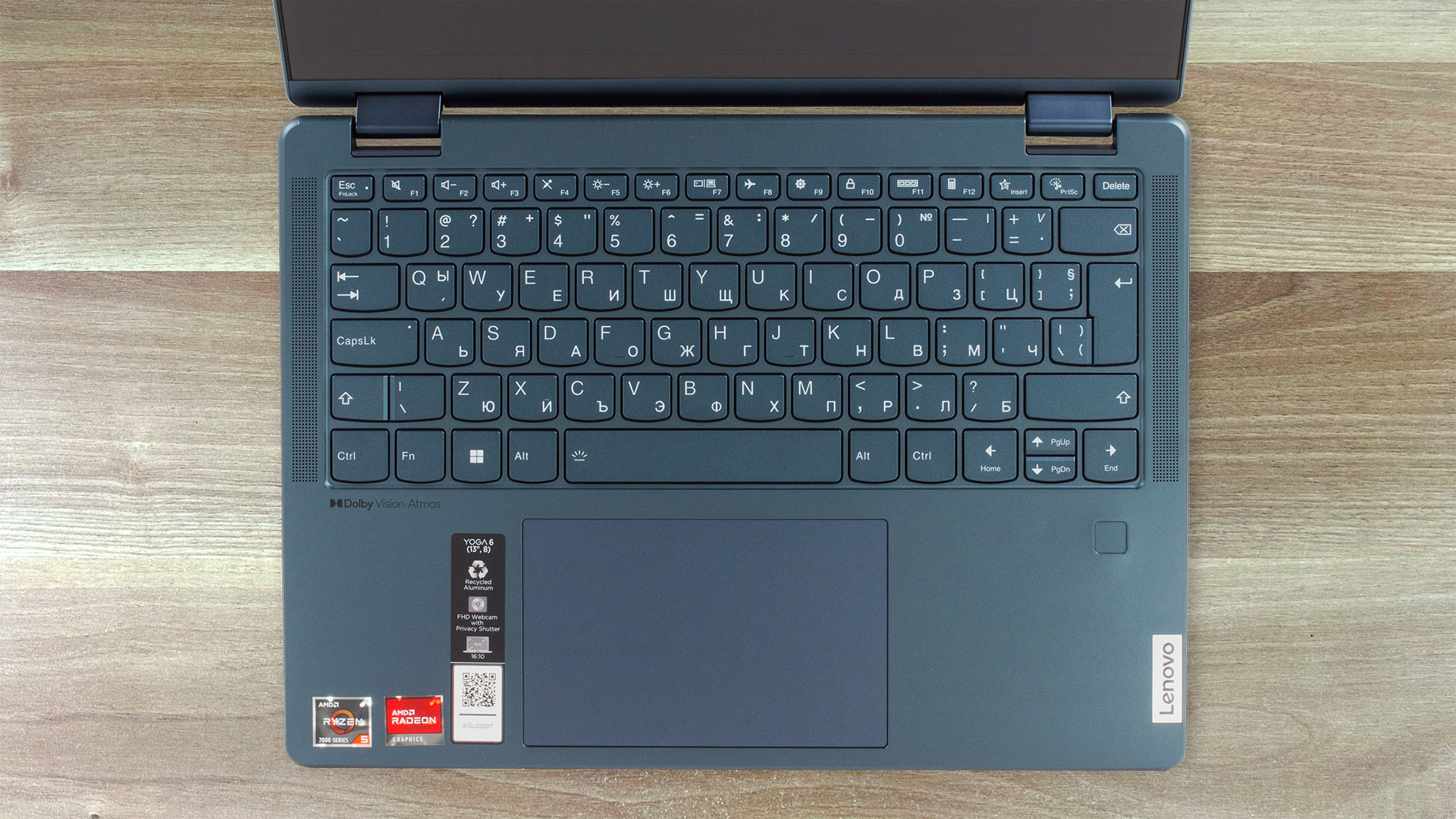 Lenovo Yoga 6 (13, Gen 8)レビュー - コンパクトな2-in-1ノート Lenovo Yoga 6 (13, Gen 8)レビュー - コンパクトな2-in-1ノート