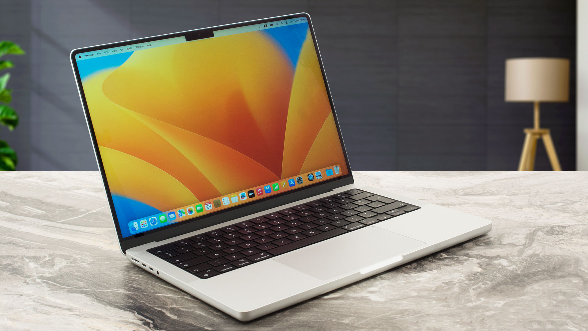 Apple MacBook Pro (14 pouces, M3) Review - Proche de la perfection, mais  nous avons quelques remarques à formuler