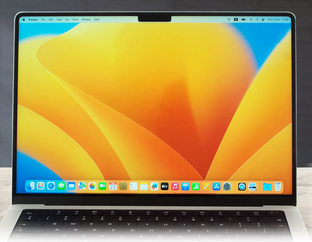 アップル MacBook Pro (14インチ, M3) レビュー - 完璧に近いが アップル MacBook Pro (14インチ, M3) レビュー - 完璧に近いが