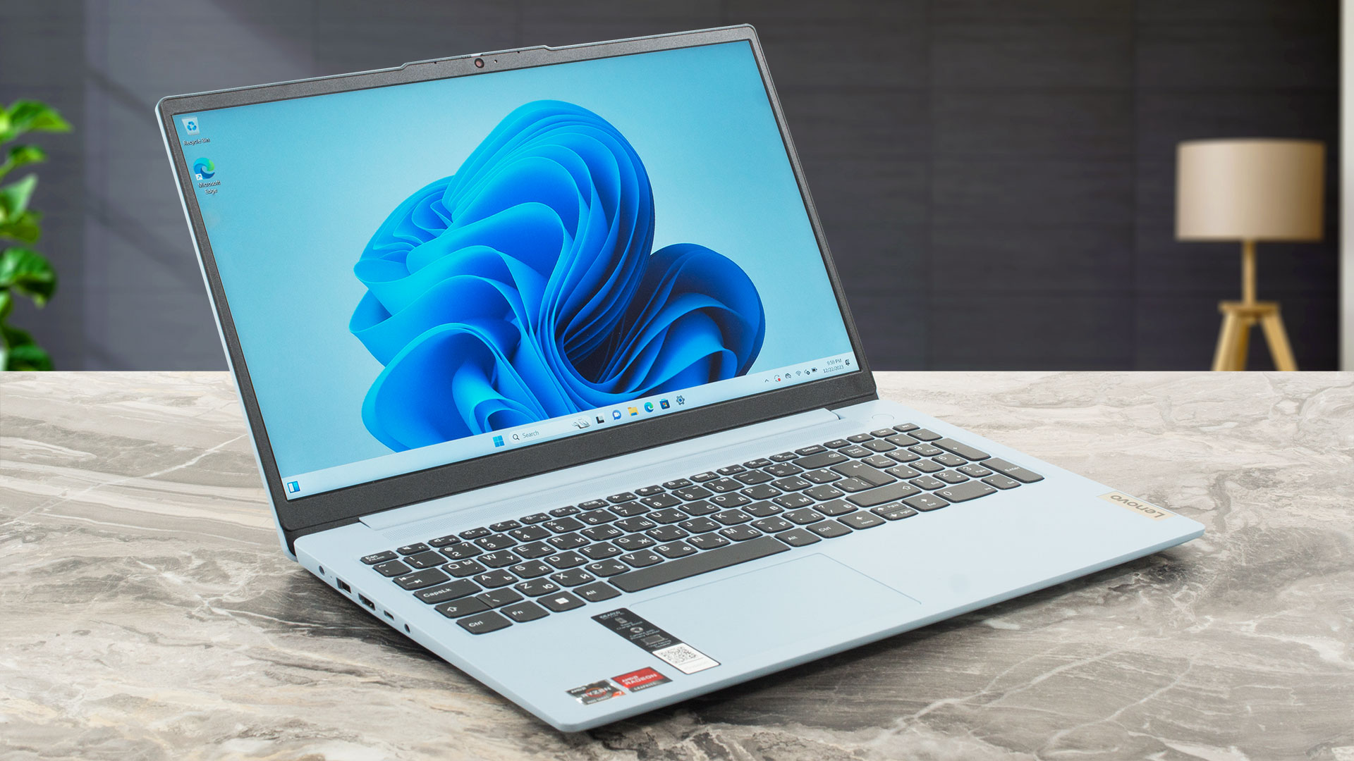 Lenovo IdeaPad Slim 3 15.6 Laptop