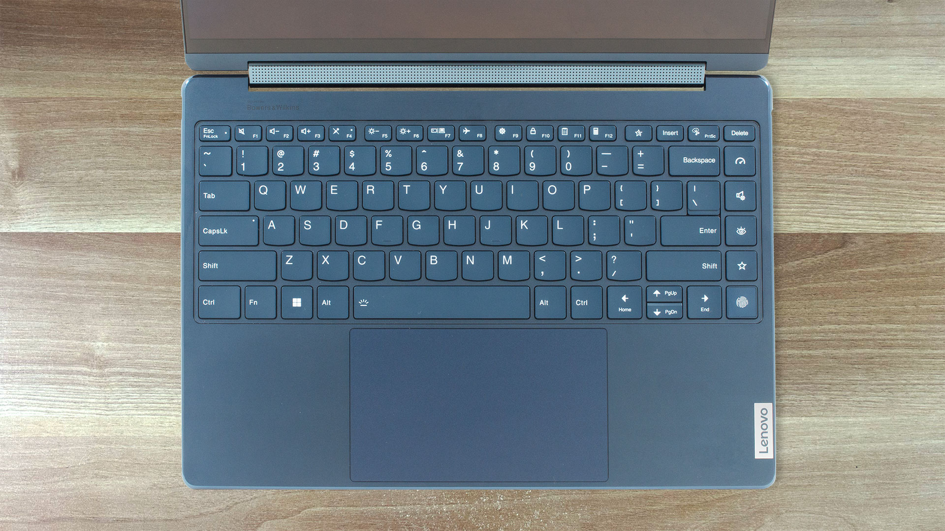 Lenovo Yoga 9i (14, Gen 9) review - fast, solid, and beautiful: Design ...