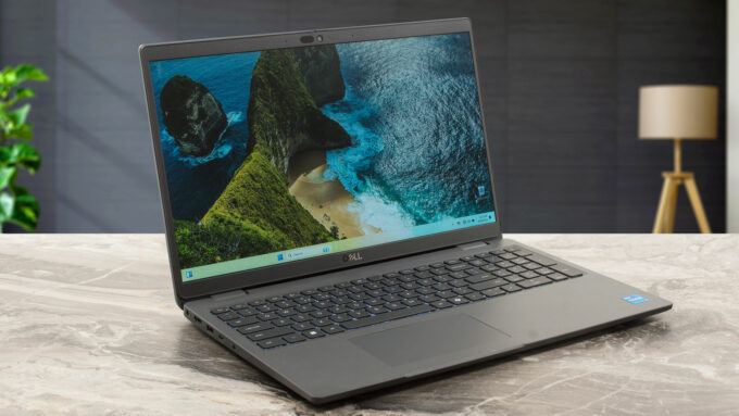 Dell Latitude 3550 review - A Workable Option with Quirks | LaptopMedia.com